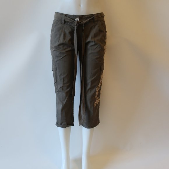 R.E.D. VALENTINO OLIVE GREEN CARGO CAPRI PANTS  4 - Picture 2 of 6